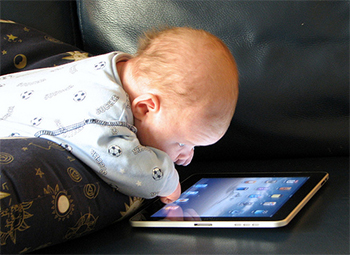 Kids & Tech: Tips for Parents in the Digital Age by Colleen Kraft, M.D., FAAP