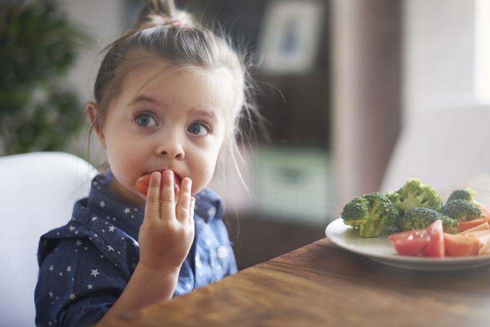 10 Tips to Teach Your Kids Healthy Eating Habits